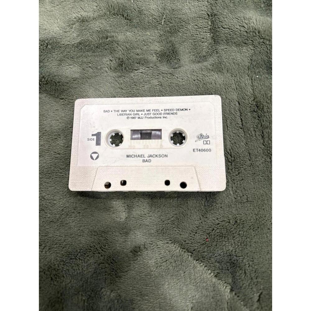 Michael Jackson – Bad (1987) Vintage Audio Cassette Tape, Pop Classic Album